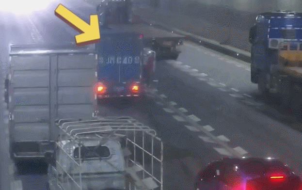69d585987c712cb100b9427da7164a53.gif