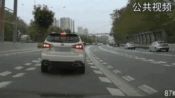 184545y5zacmwoommygwaa.gif